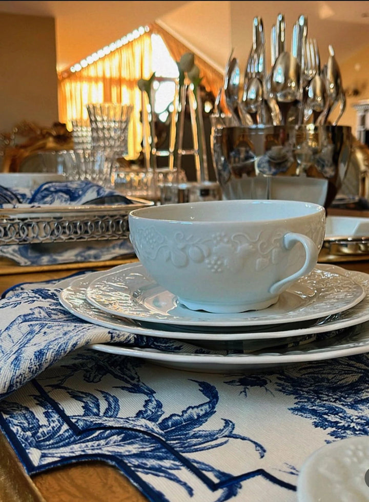 Luxury Set of 12 Blue Chinoiserie Embroidered Scallop Edge Placemats & Napkins