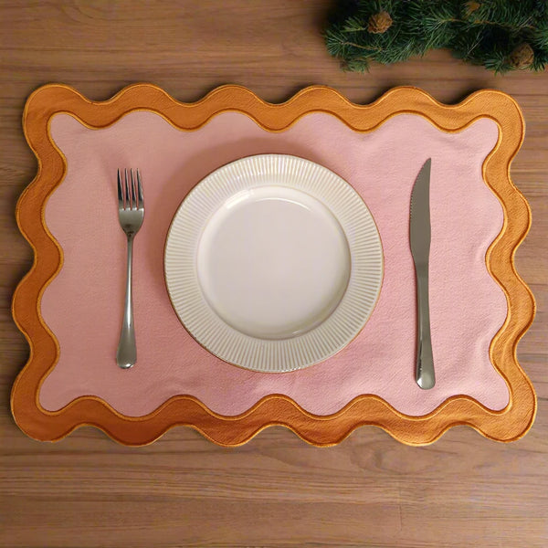 Modern Pink Contrast Scallop Edge Border Placemat