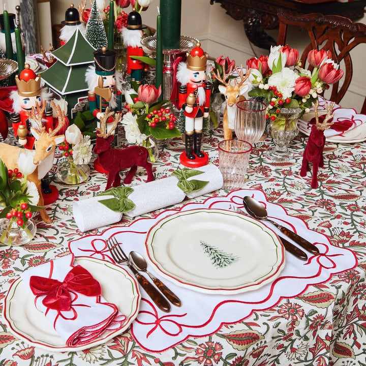 Set of 8 Hand Embroidered Red Ribbon Scallop Edge Placemats & Matching Napkins