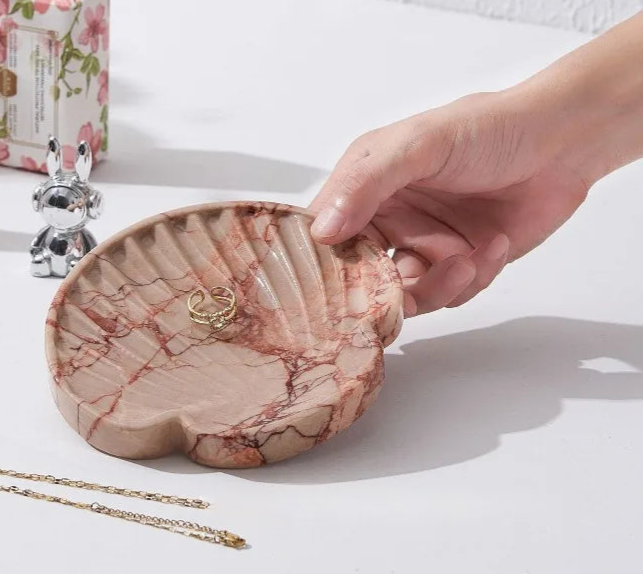 shell shaped marble tray